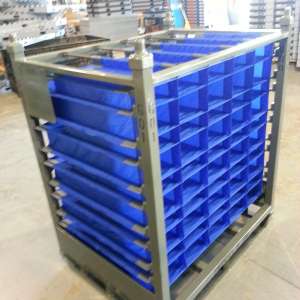 steel rack with textile dunnage