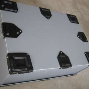 lid with corners